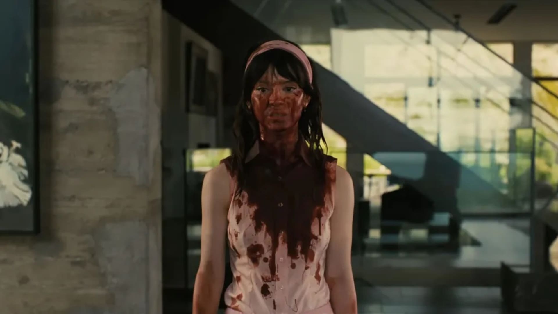 Película Compañera perfecta: el amor entre robots y humanos podría salir mal…y no por culpa de los robots