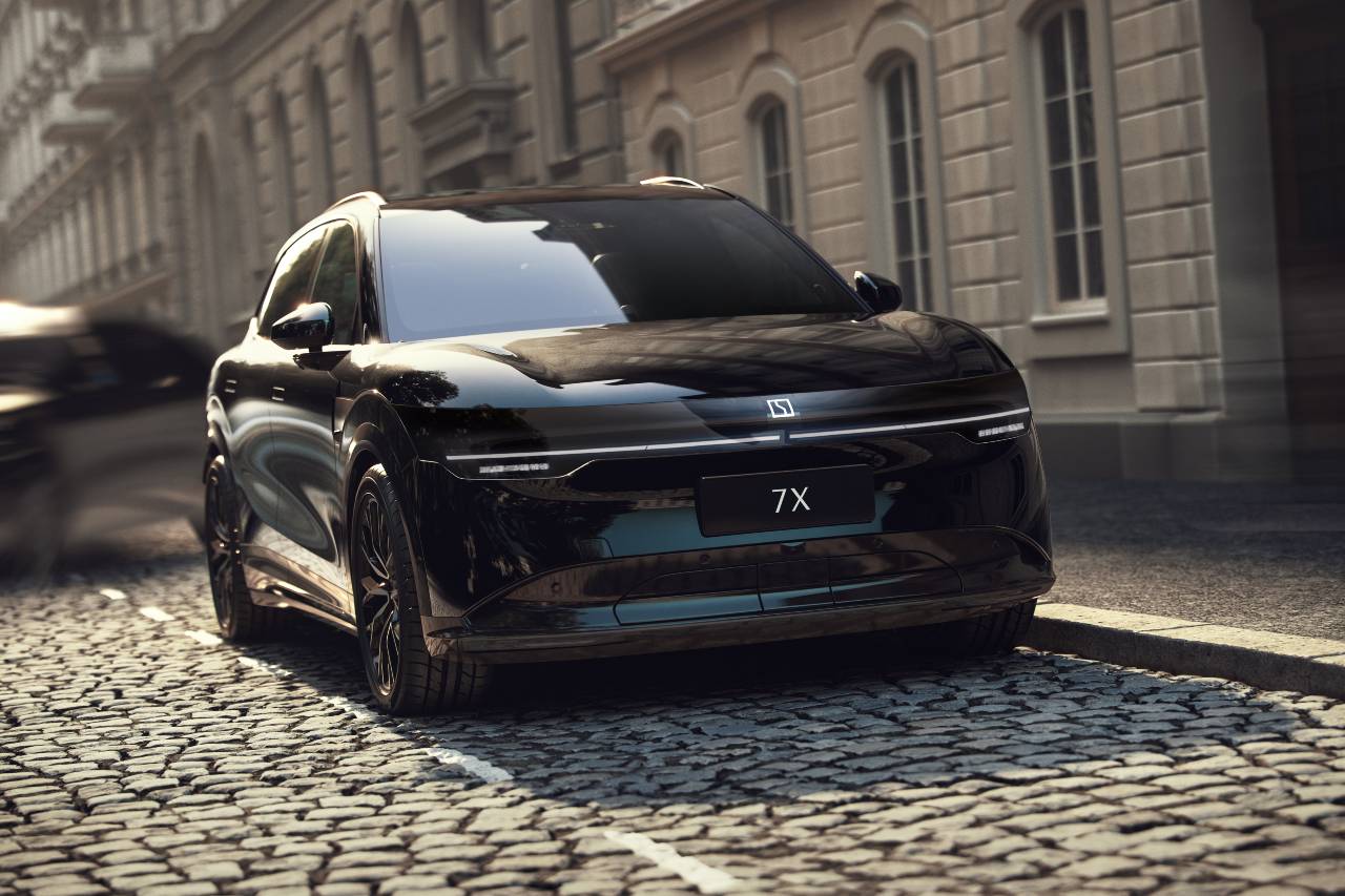 El nuevo Zeekr 7X llega a Colombia con carga ultrarrápida y diseño premiado