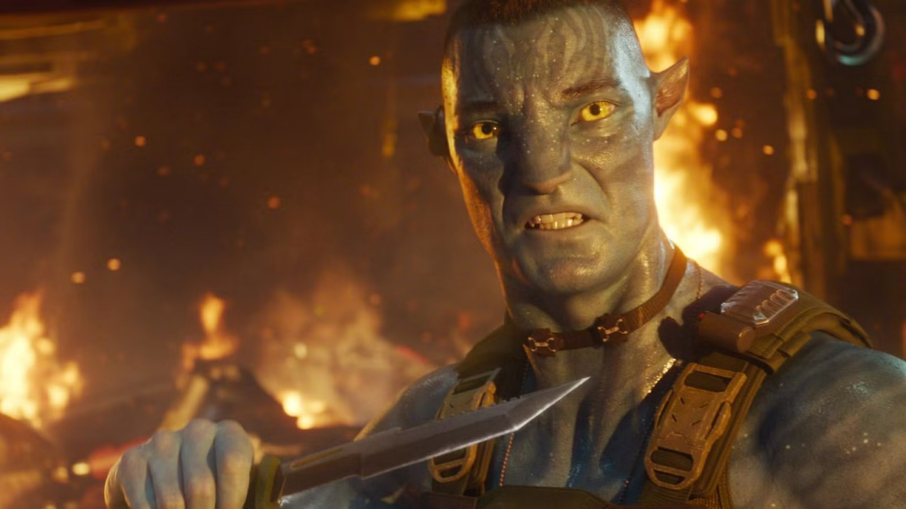 Coronel Miles Quaritch en Avatar 3 Fuego y Cenizas sacrific&aacute;ndose por Spider