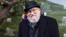 George R.R Martin confirmó que no hay planes para que alguien termine vientos de invierno si muere.