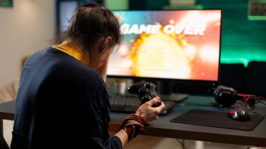 Los Despidos masivos en videojuegos ocultan una dura crisis: casi la mitad de los afectados no encuentran nuevo trabajo.