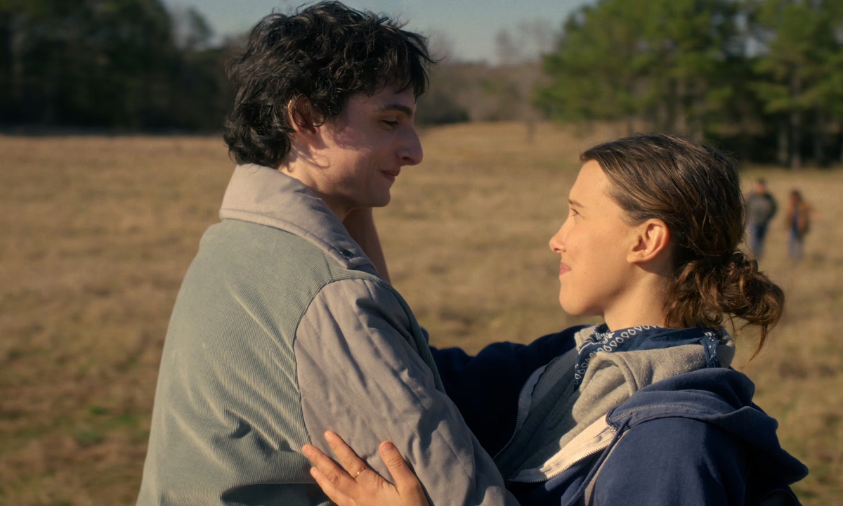 Escena de Mike y Eleven en la quinta temporada, criticada por los fans debido a la falta de qu&iacute;mica en su despedida.