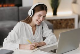 ¿Con ganas de aprender nuevas habilidades? Mucho ojo con este Curso gratuito de IA