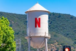 ¿El movimiento final de Netflix? La empresa ha cambiado la oferta de Compra de Warner para que sea 100 por ciento en efectivo