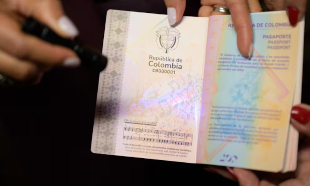 ¿Cómo sacar el nuevo pasaporte colombiano 2026 gratis? Requisitos y paso a paso