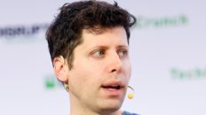 Todo indica que Sam Altman tiene la intención de lanzar un Altavoz inteligente de OpenAI