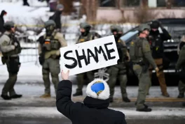 Un reporte asegura que Google, Meta y Reddit están compartiendo con el gobierno información de cuentas que critican a ICE