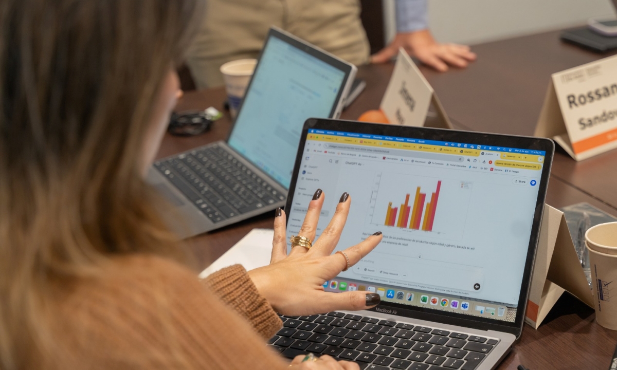 ¿Con ganas de aprender IA? ¡Aprovecha estos días de cursos gratis de Platzi!