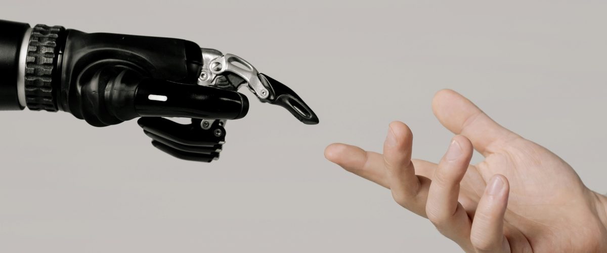 Anthropic dice que la no está signficando tantos despidos como muchos asumen