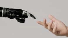 Anthropic dice que la no está signficando tantos despidos como muchos asumen