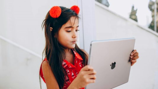 Indonesia se suma a la Prohibición de redes sociales a menores de 16 años.