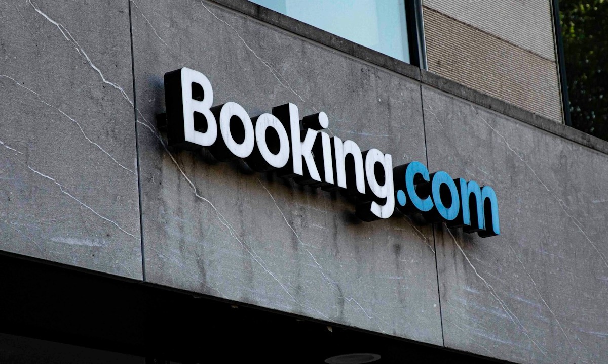 Booking.com confirmó un ciberataque: qué datos robaron y qué debes hacer si eres usuario