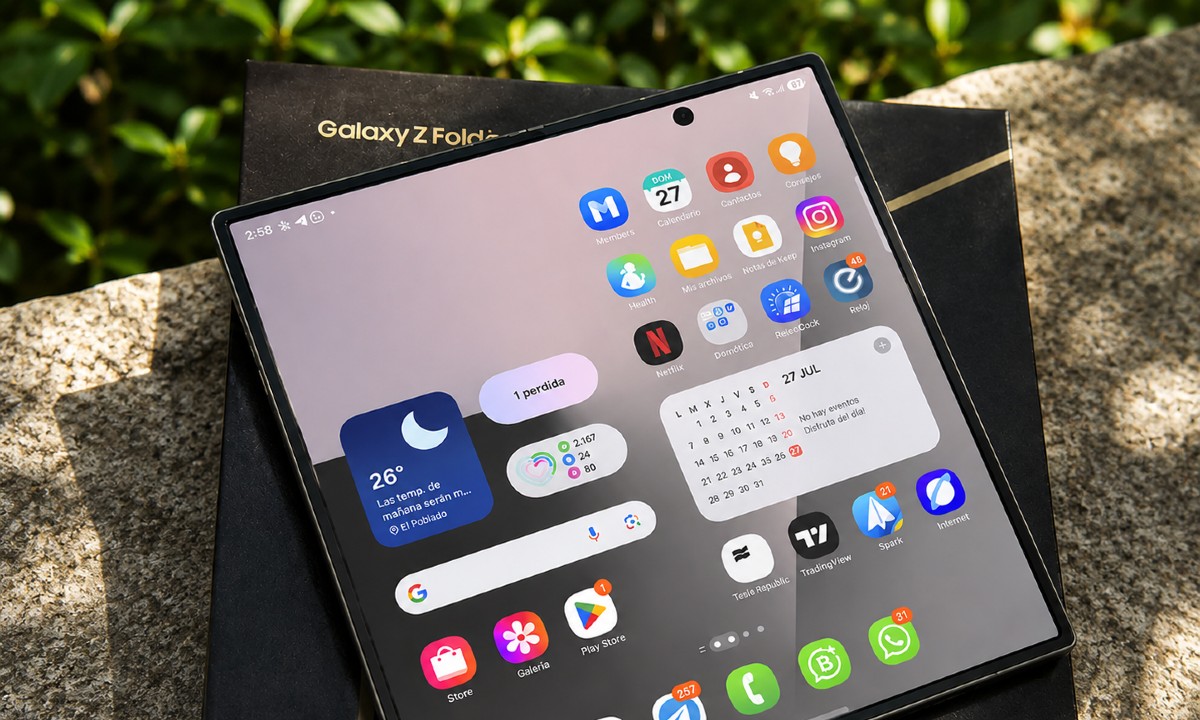 Galaxy Z Fold 8 Ultra sería el primer plegable antirreflejos de Samsung